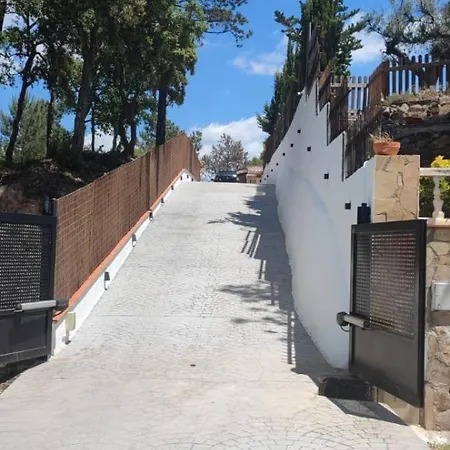 Detached For 6 People In Lloret De Mar With Comunal Outdoor Swimming Pool فيلة