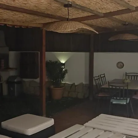 Detached For 6 People In Lloret De Mar With Comunal Outdoor Swimming Pool 别墅 Puigventos
