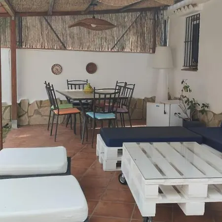 Detached For 6 People In Lloret De Mar With Comunal Outdoor Swimming Pool فيلة